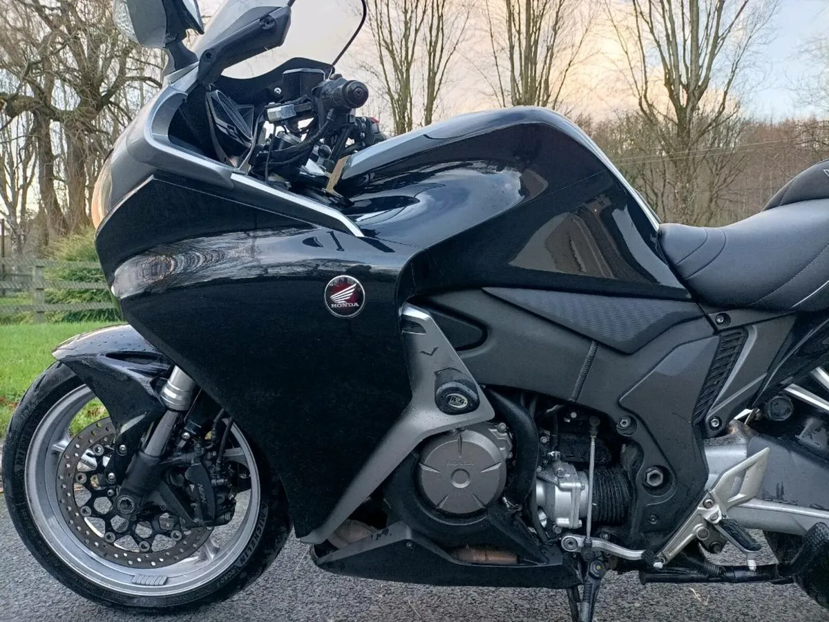 Honda VFR1200 - 2013 - Image 3