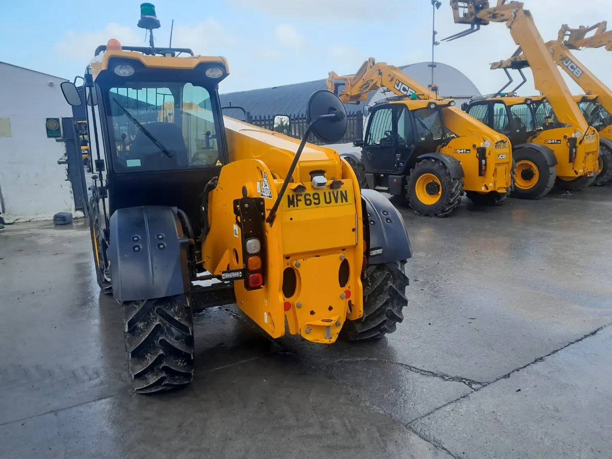 JCB 541-70 2019 (17894) - Image 3