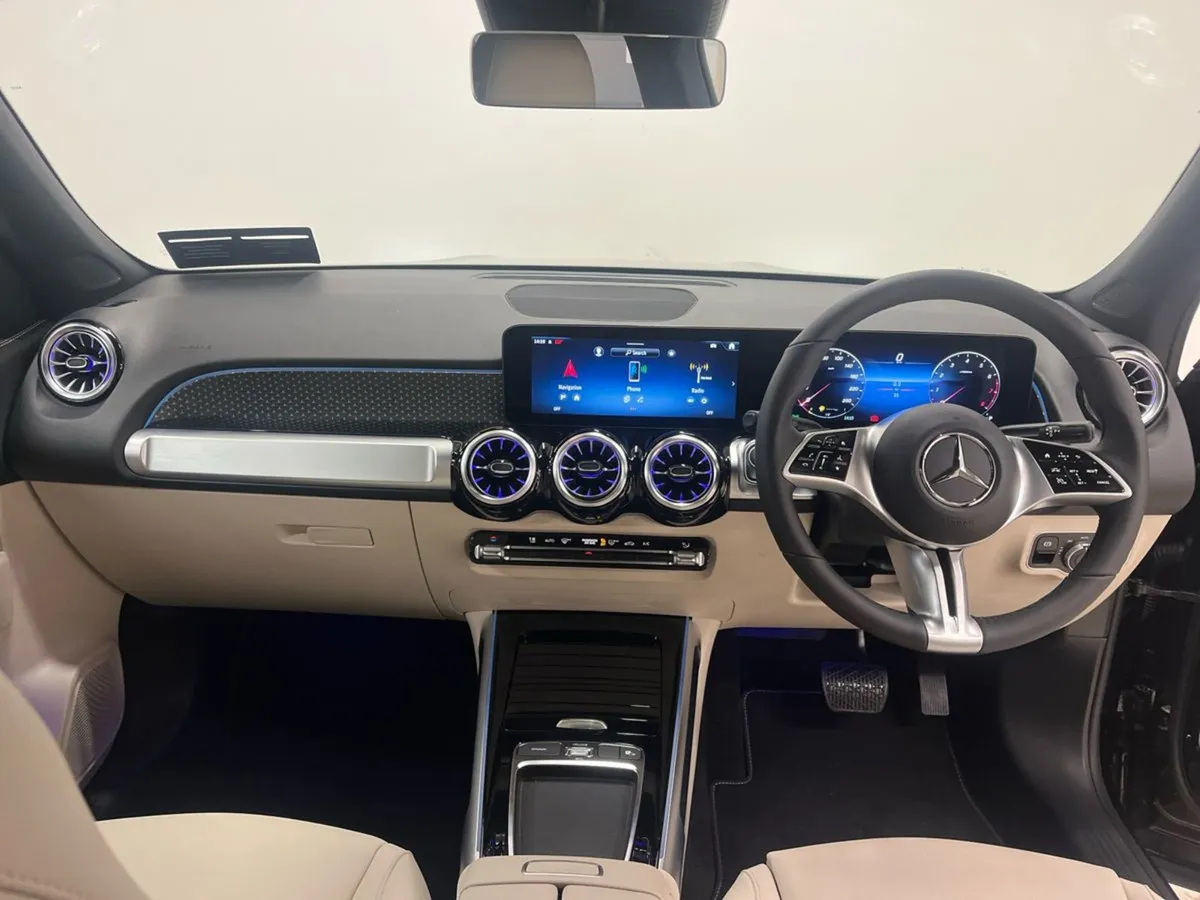 Mercedes-Benz GLB GLB 180 Progressive 7 Seater - Image 4