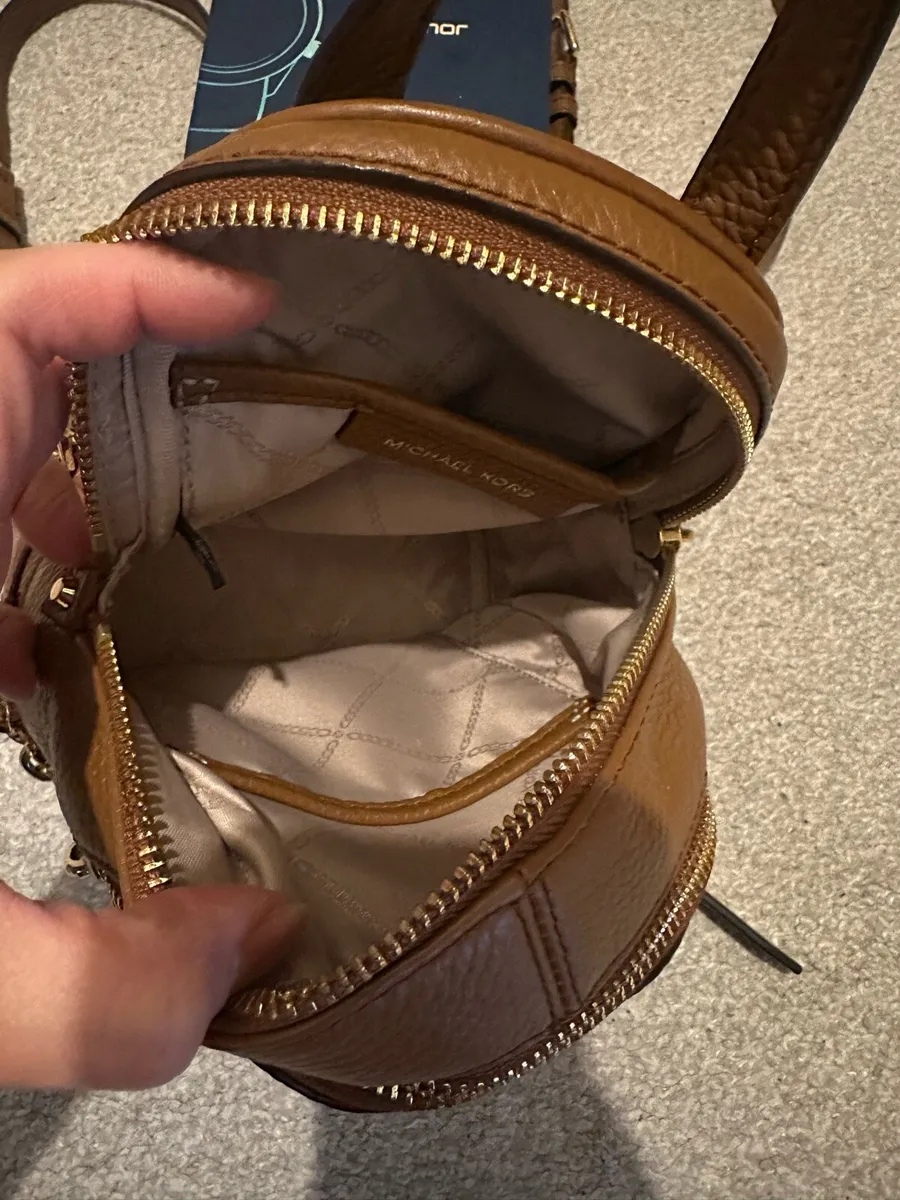 Michael Kors Backpack 🎒 - Image 2