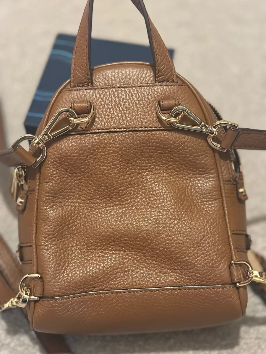 Michael Kors Backpack 🎒 - Image 3
