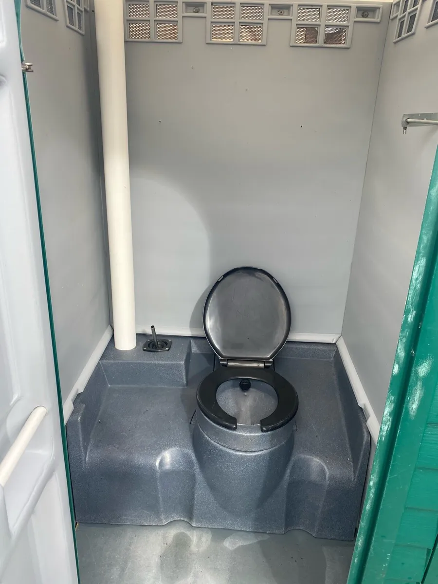 Self build Toilet - Image 2