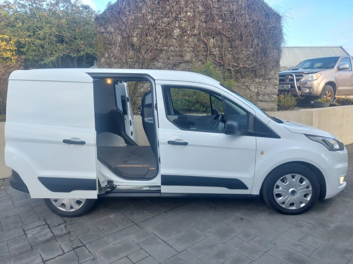 TRANSIT CONNECT 2020' 120BHP / TREND - Image 3