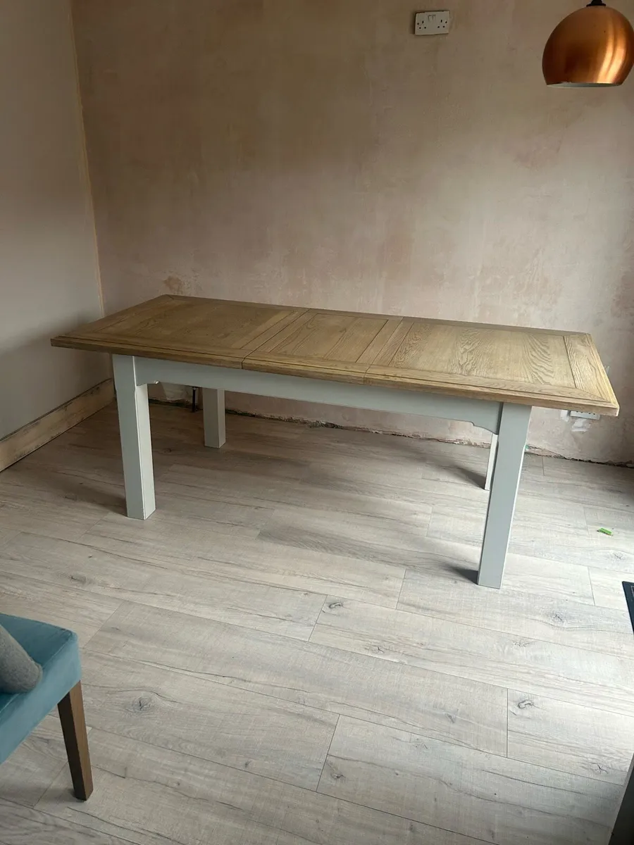 Kitchen tables and chairs - Image 2