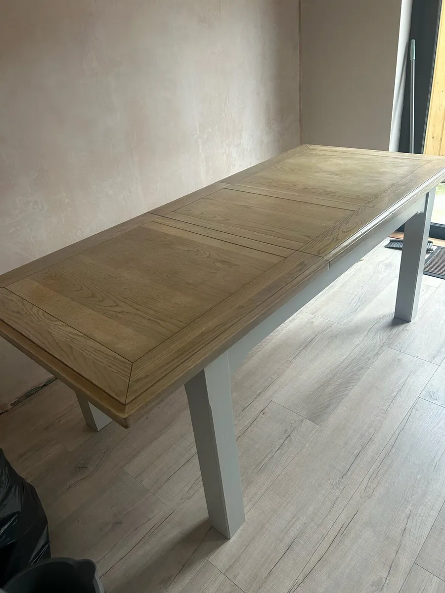 Kitchen tables and chairs - Image 3