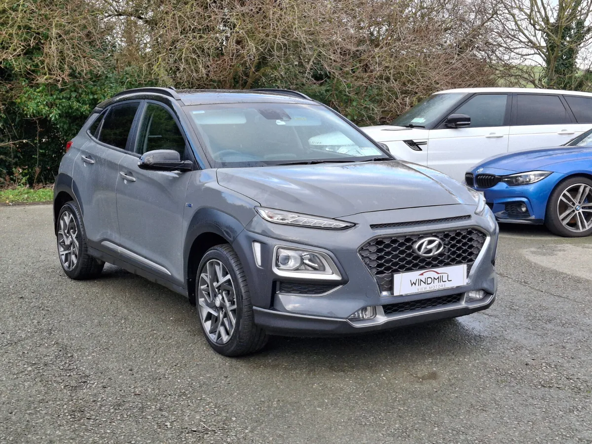 HYUNDAI KONA EXECUTIVE HYBRID 2 TONE 5DR 2021(21) - Image 2