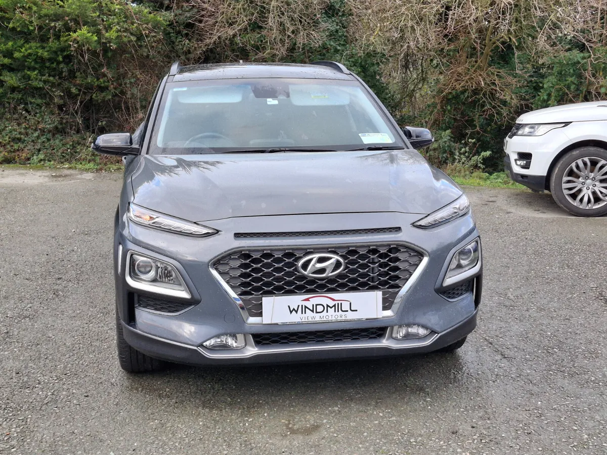 HYUNDAI KONA EXECUTIVE HYBRID 2 TONE 5DR 2021(21) - Image 4