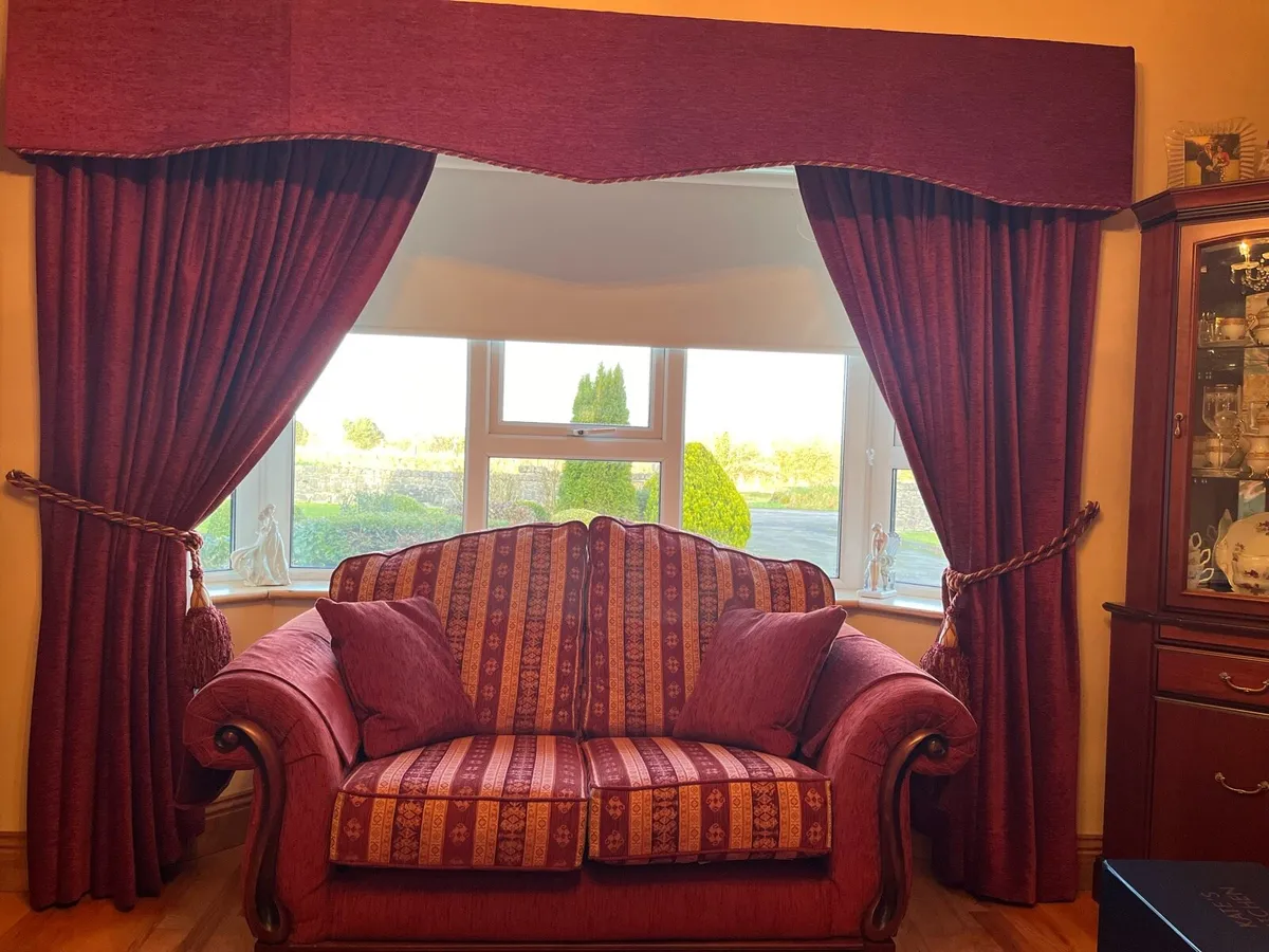 3 & 2 seater couch - Image 2