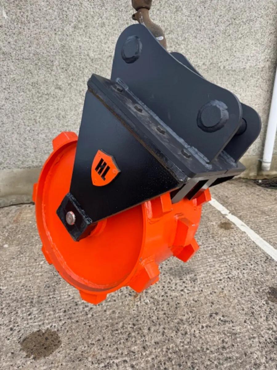 Compaction wheel to suit 13 ton machine - Image 1