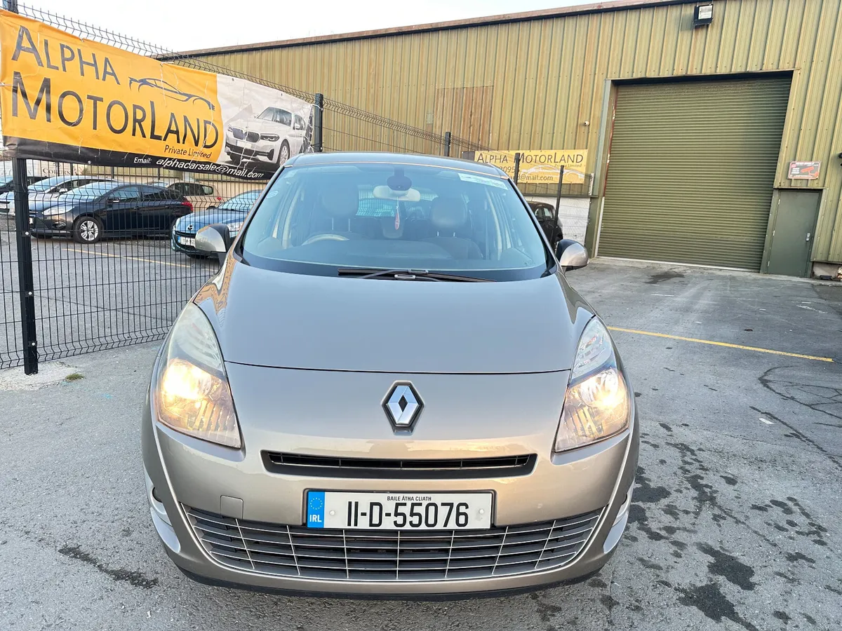 Renault Grand Scenic 2011 7 Seats  Manual Diesel - Image 2