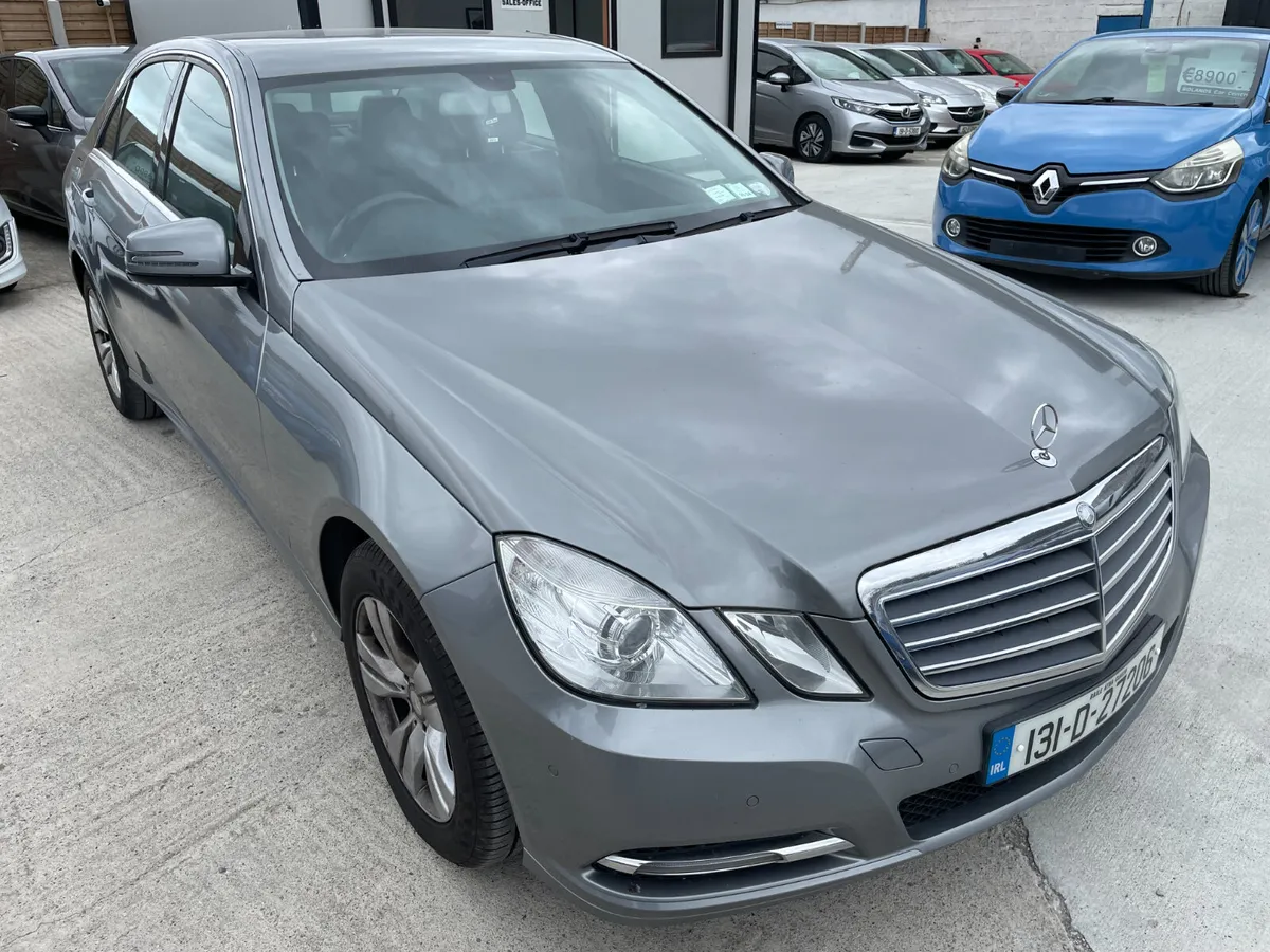 131 Mercedes-Benz E220 CDI Automatic 4dr Model - Image 2