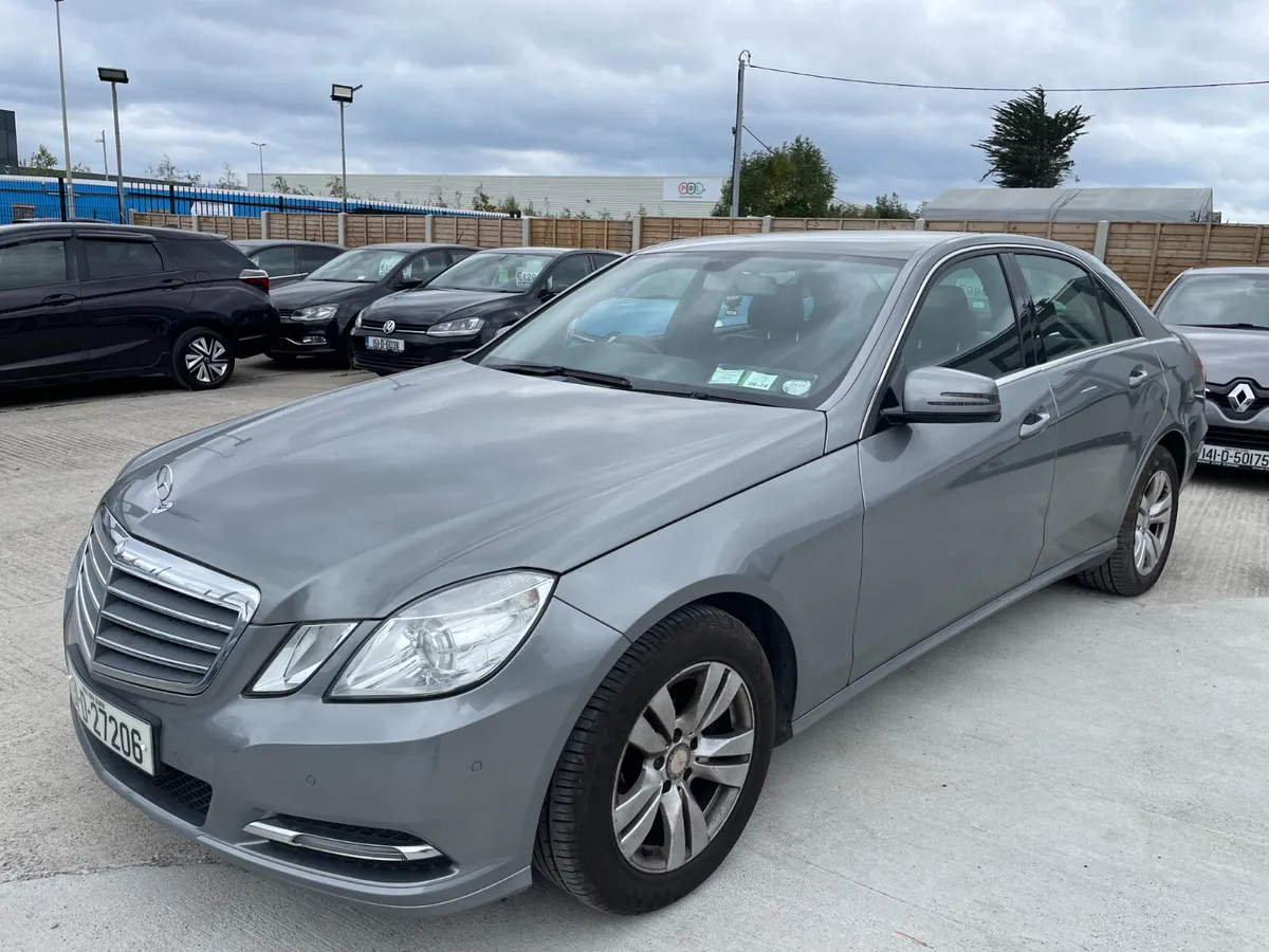 131 Mercedes-Benz E220 CDI Automatic 4dr Model - Image 4