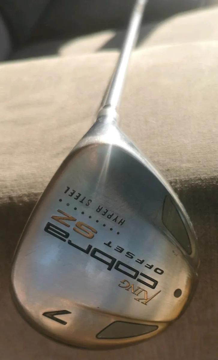 Ladies King Cobra SZ offset 7 wood, new grip. - Image 1