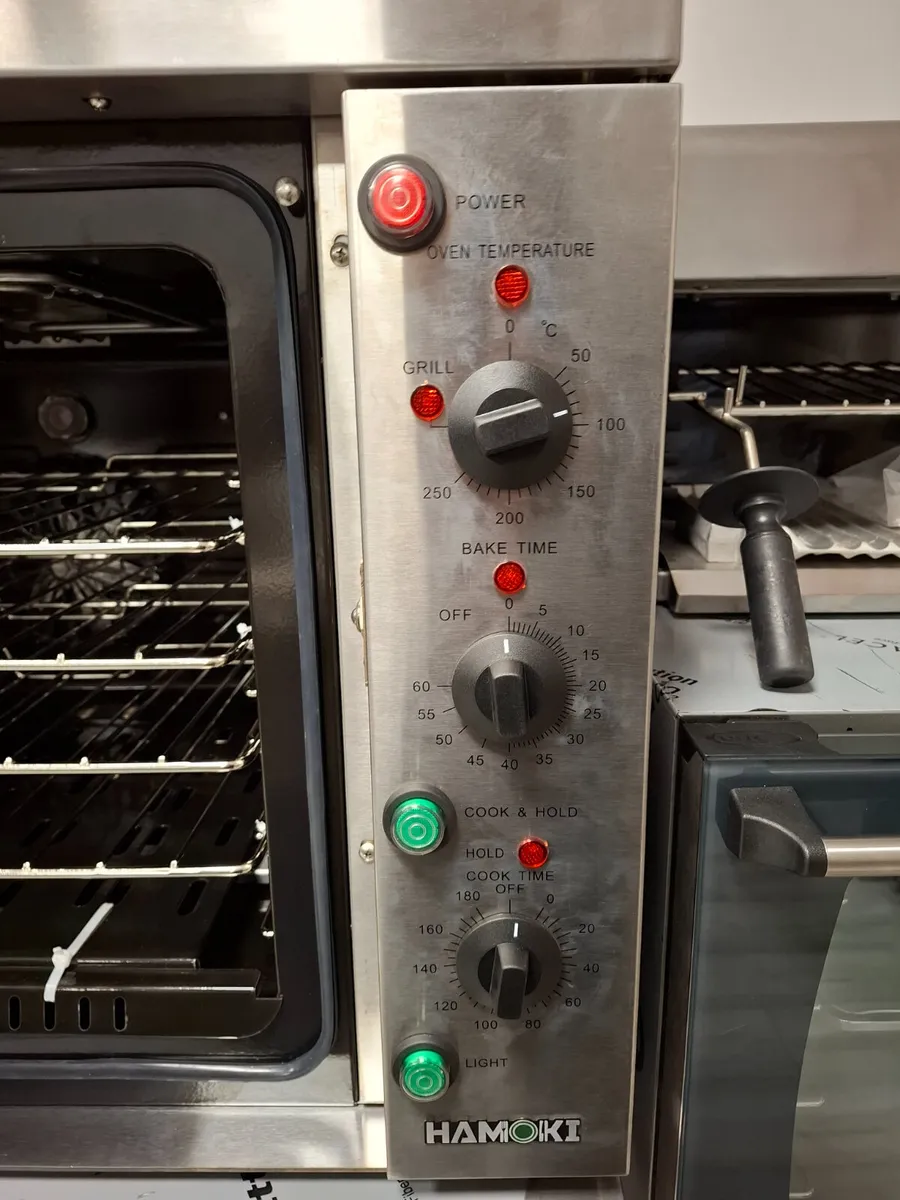 Commercial Convection Oven 100L - Image 4