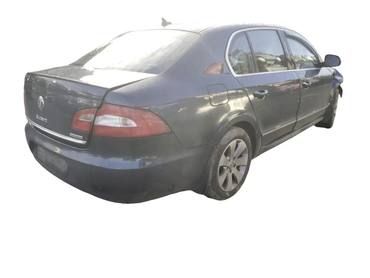 2012 SKODA SUPERB Breaking/Dismantling - Image 3