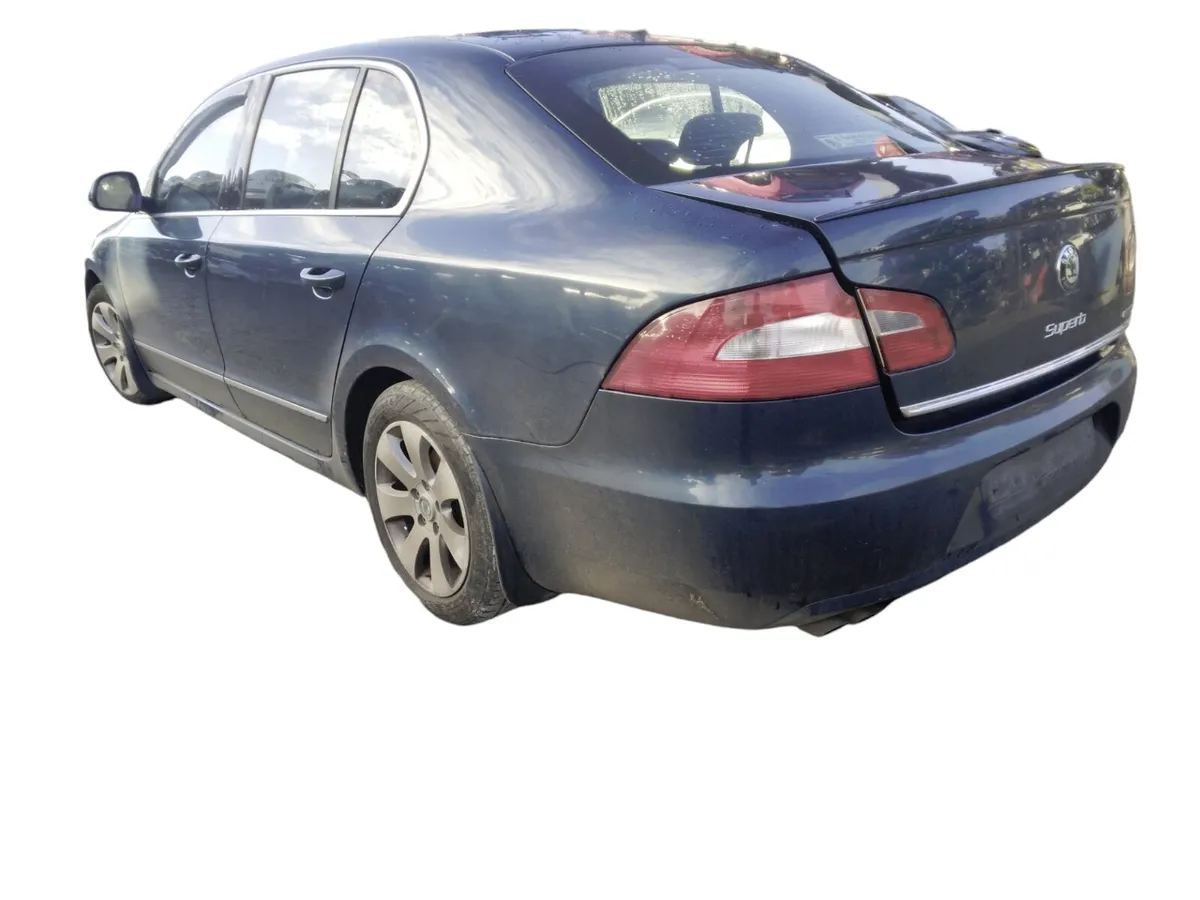 2012 SKODA SUPERB Breaking/Dismantling - Image 4