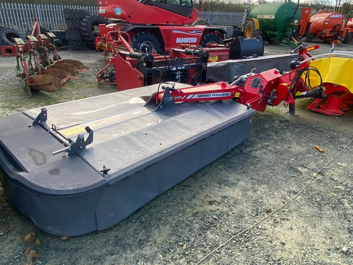 Massey Ferguson DM 265 Mower - SN 18292 - Image 2