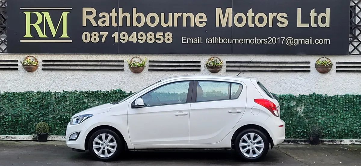 Hyundai i20 2014 Classic 1.2 Active (low Mileage) - Image 2