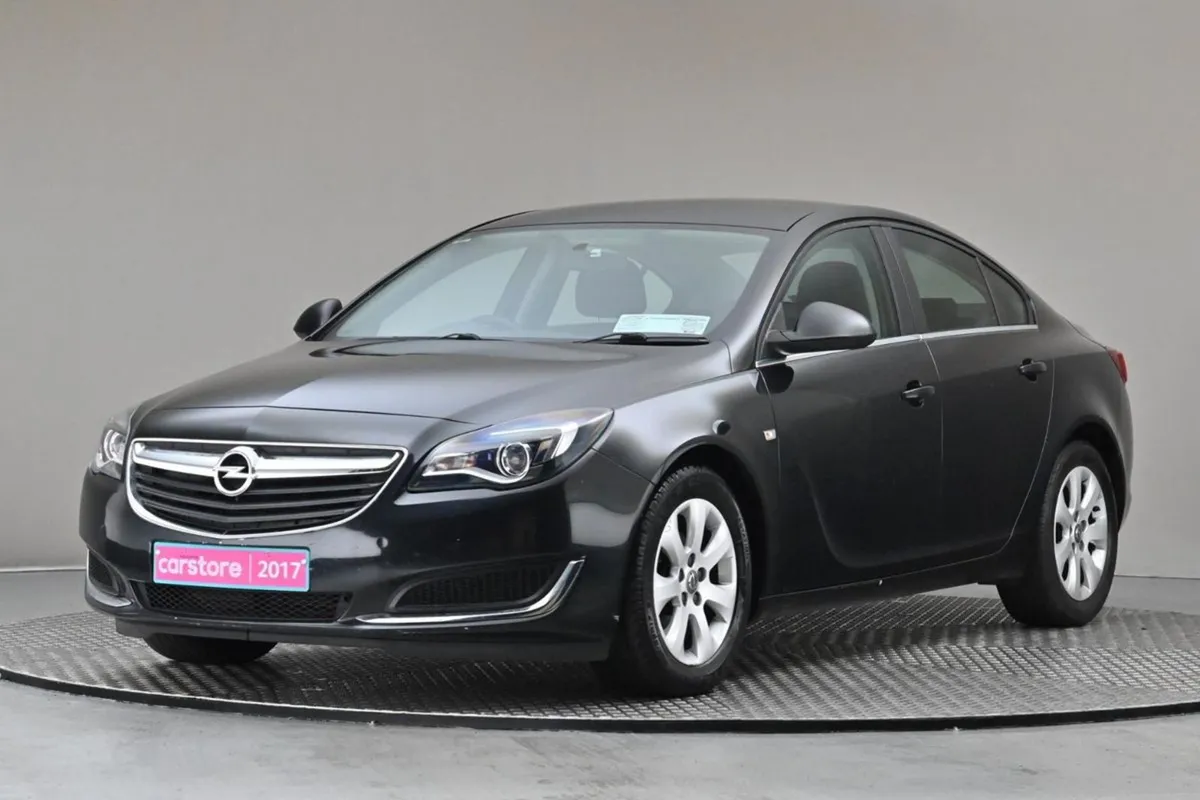 Opel Insignia 1.6cdti 136PS SC 6spd  sat Nav rear - Image 3