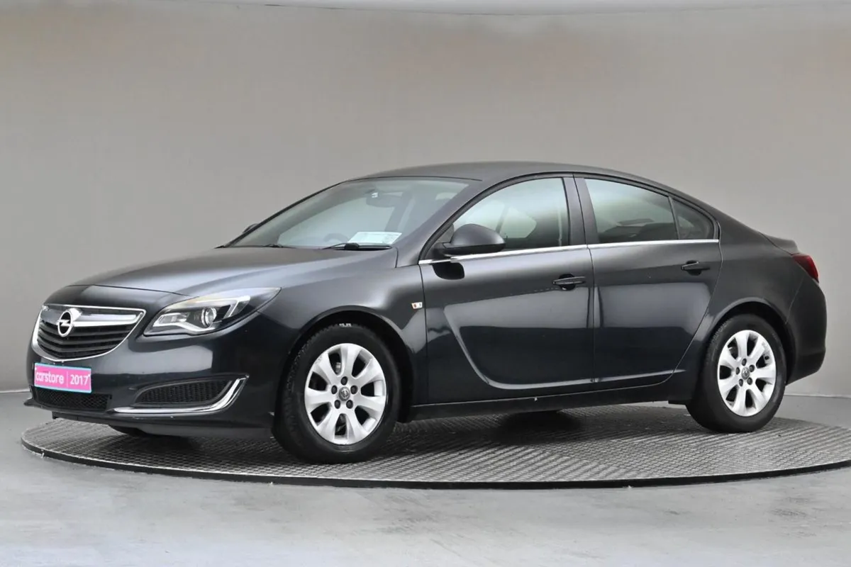 Opel Insignia 1.6cdti 136PS SC 6spd  sat Nav rear - Image 4