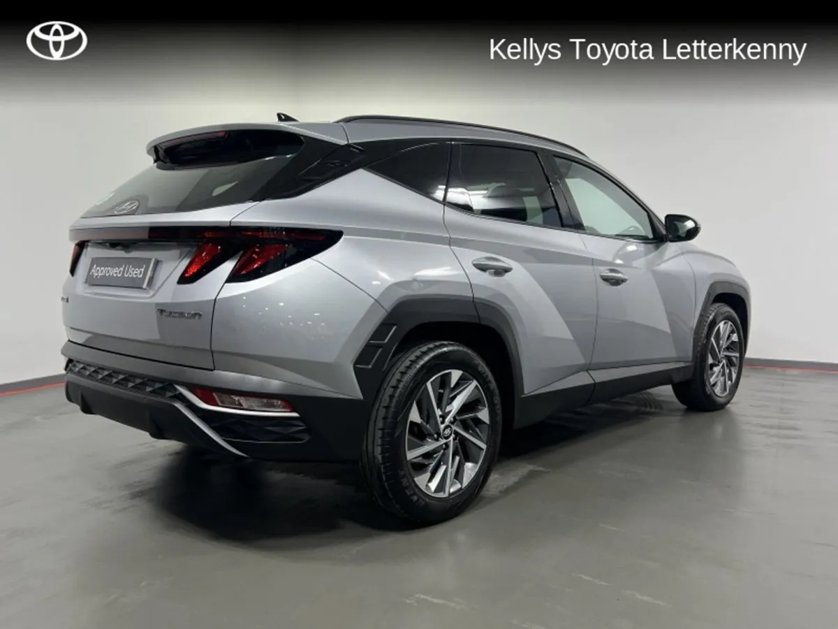 Hyundai Tucson Executive 2WD 5DR  137 - Image 2