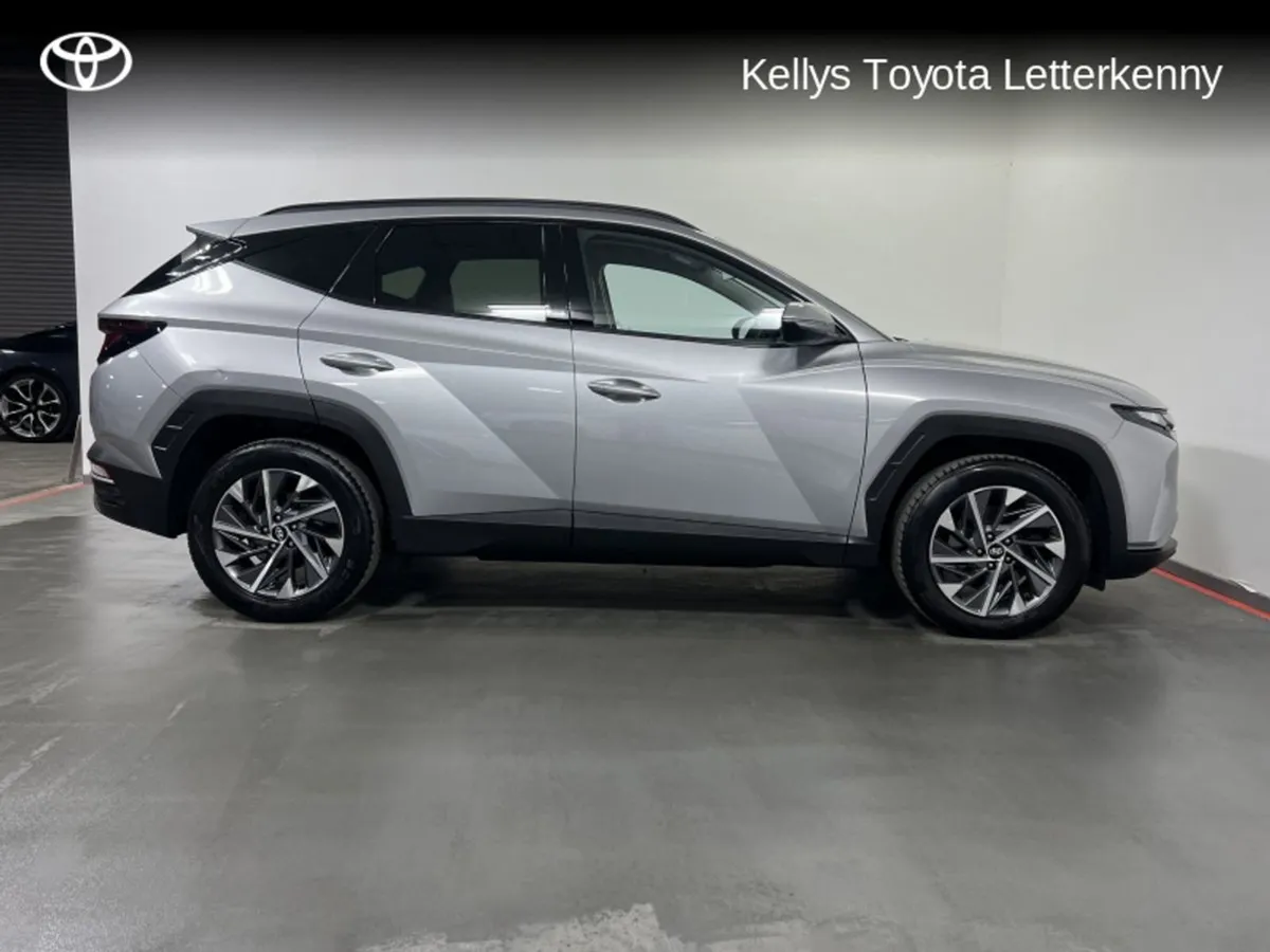 Hyundai Tucson Executive 2WD 5DR  137 - Image 3