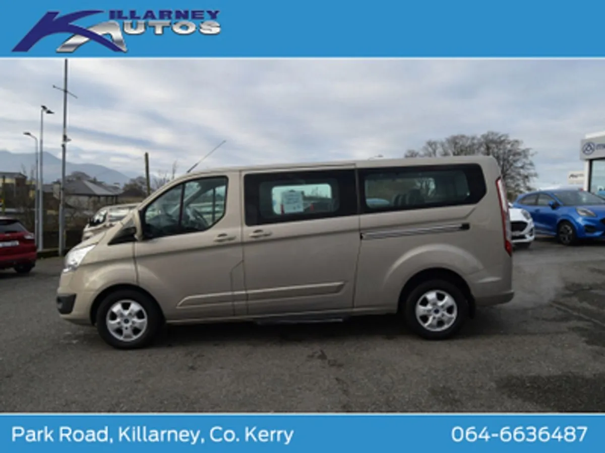 Ford Tourneo Custom Limited LWB 8 Seater 130Ps Ma - Image 4