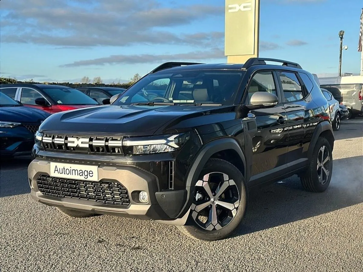 Dacia Duster Petrol-hybrid 140 BHP Journey - Image 1