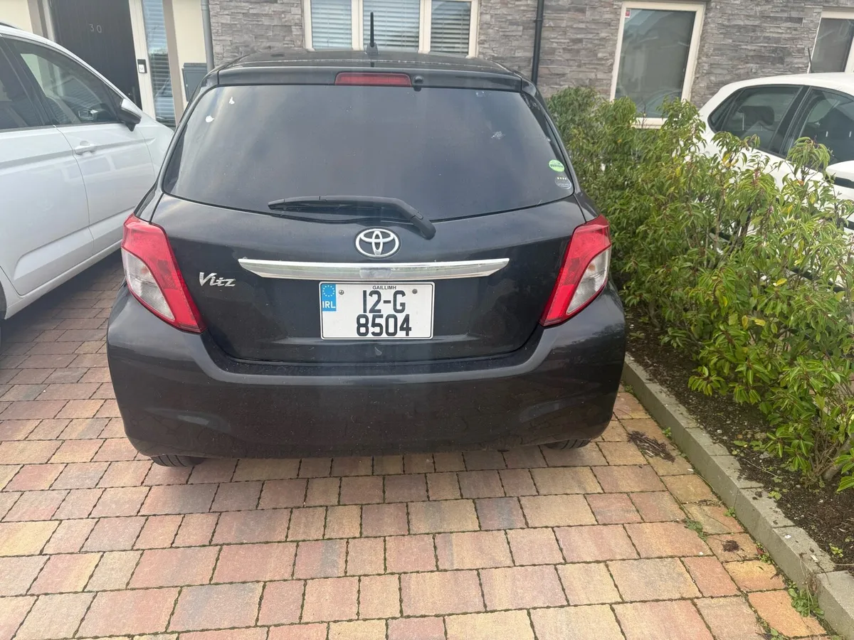 Toyota Vitz Automatic 2012 - Image 4