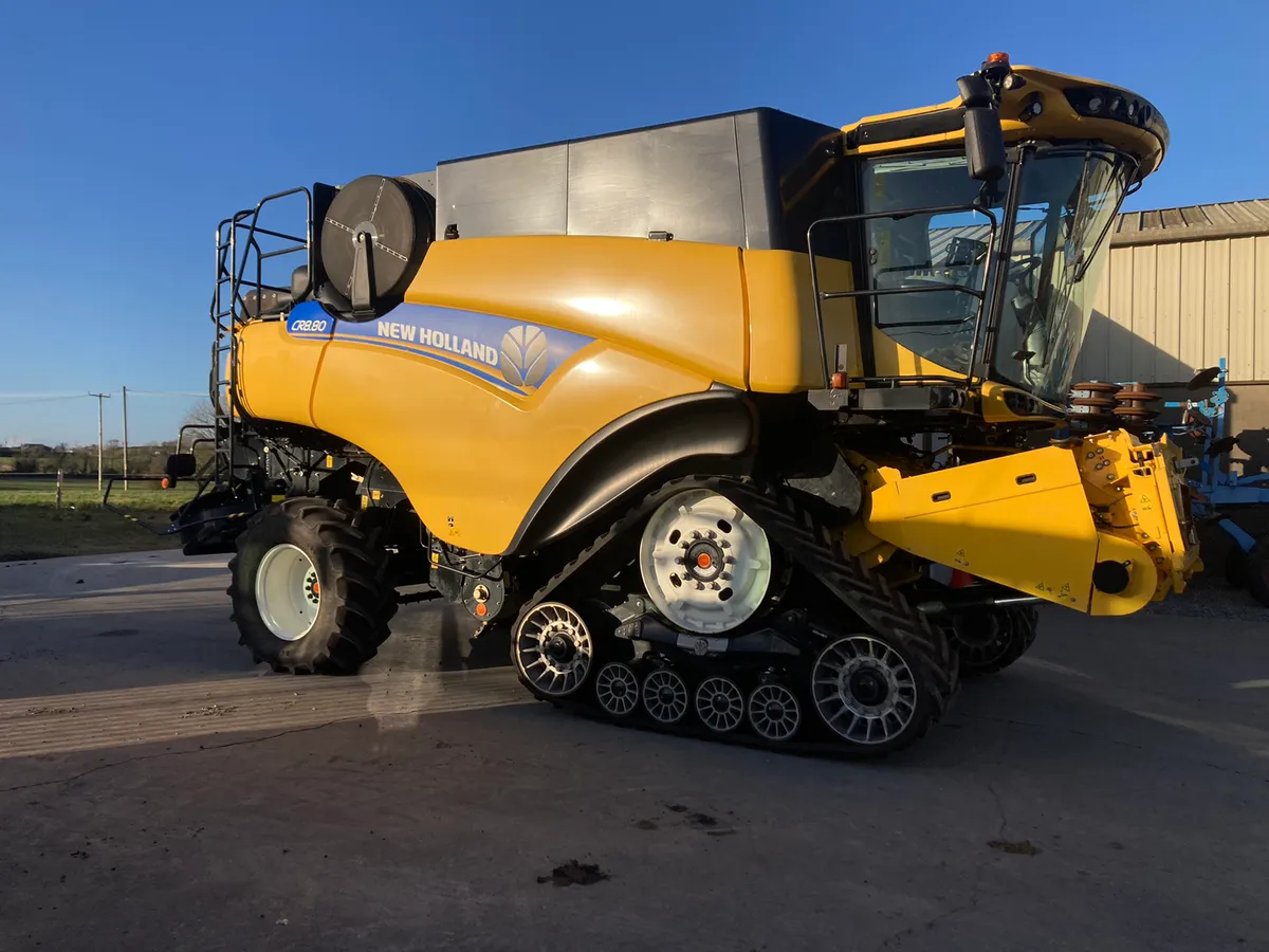 New Holland CR8.80 ******1000/770 hrs*** - Image 2