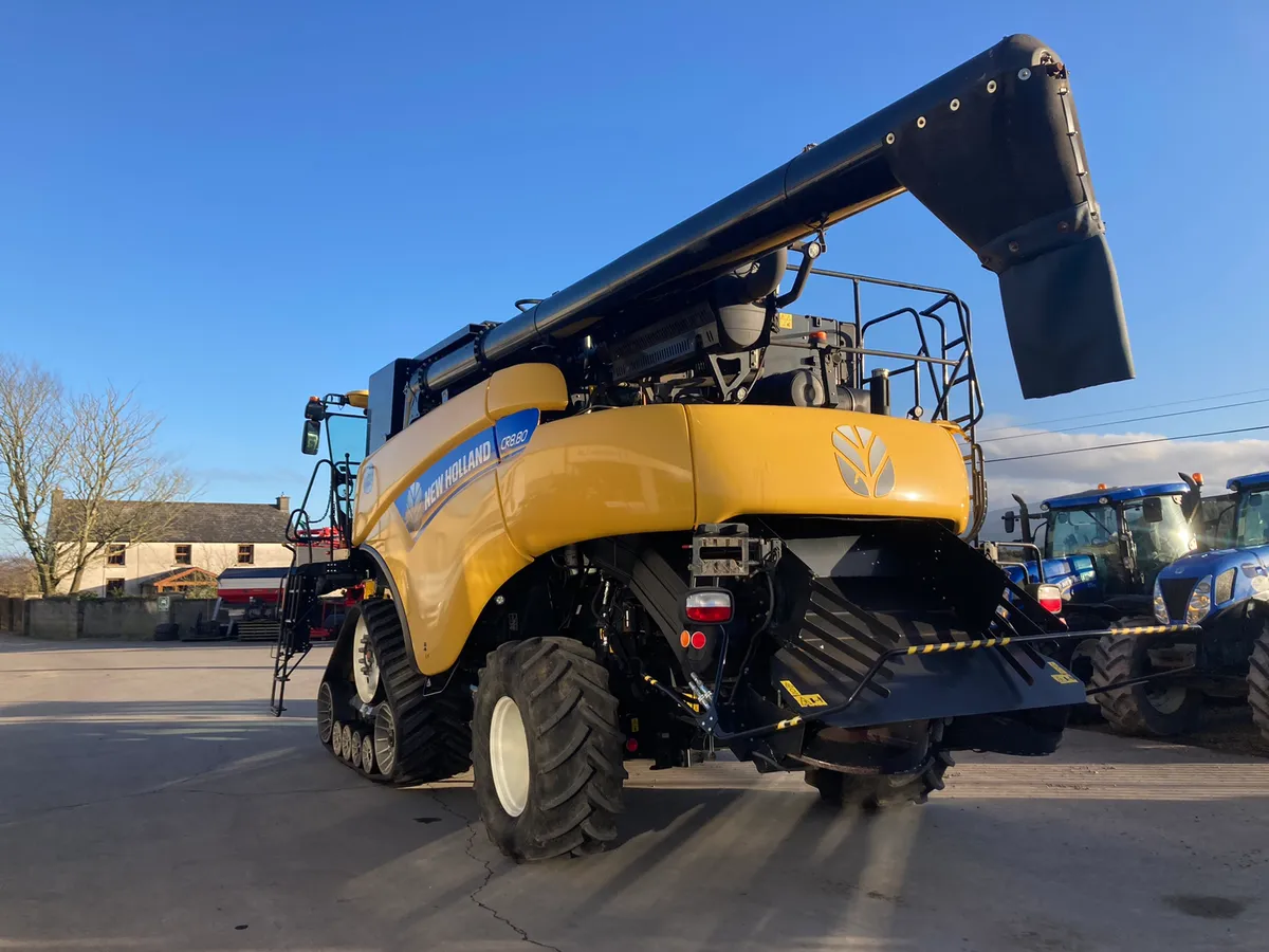 New Holland CR8.80 ******1000/770 hrs*** - Image 3