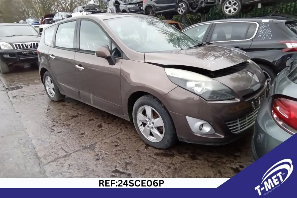 2010 RENAULT GRAND SCENIC BREAKING FOR PARTS - Image 2
