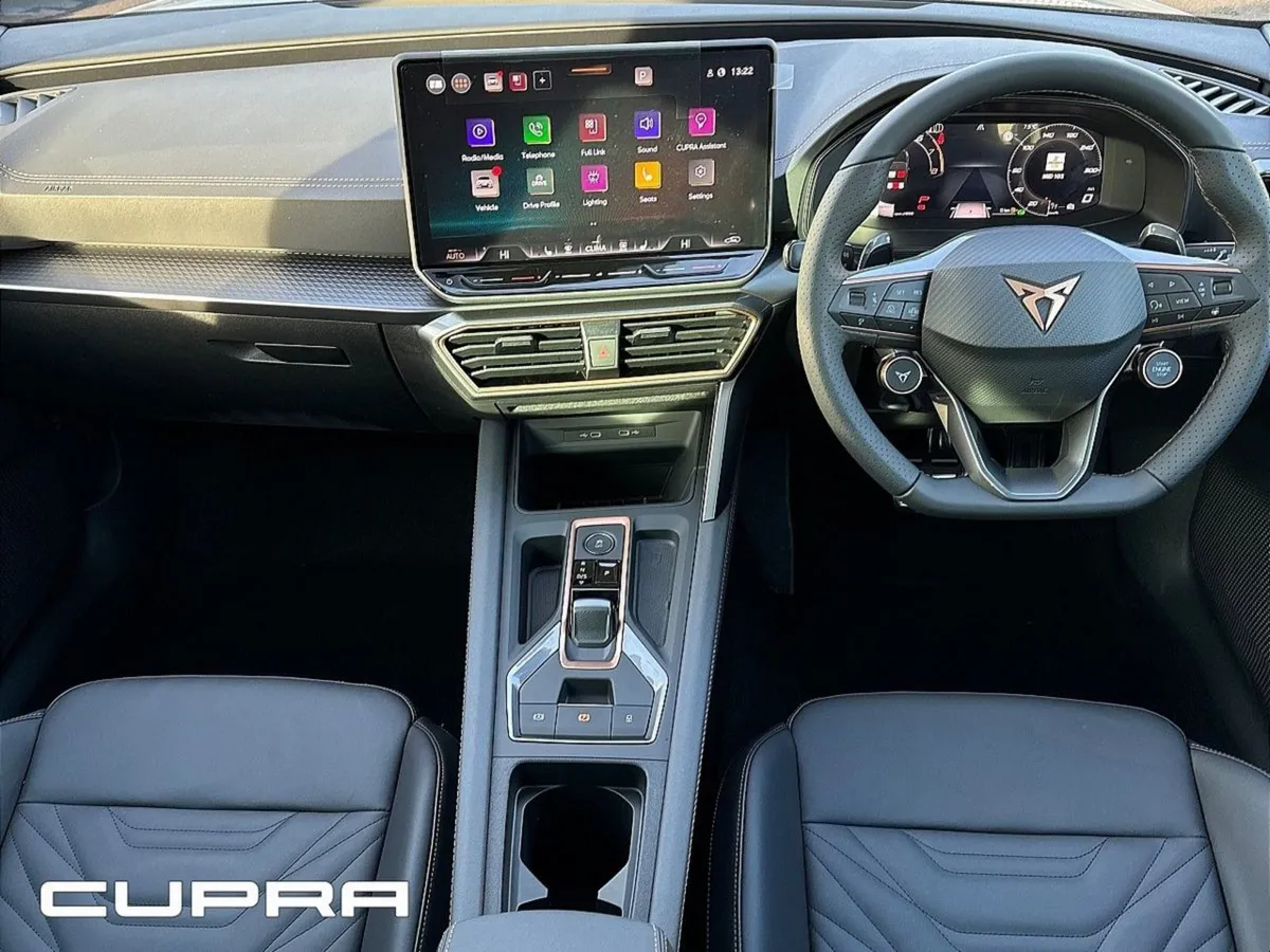 Cupra Leon  sold  VZ 2.0tsi 300HP DSG  tiaga Grey - Image 2