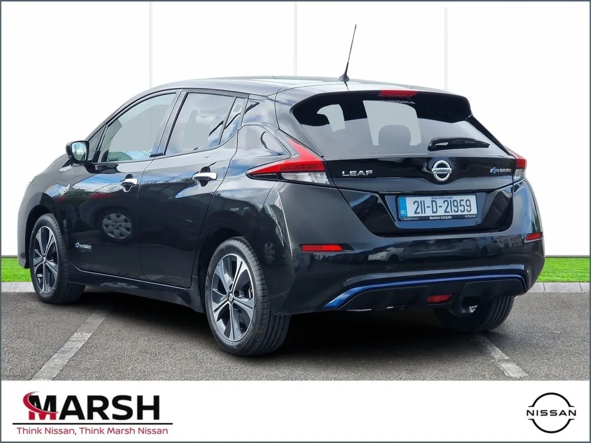 Nissan Leaf EV SVE 40kw  19 4DR Auto - Image 3