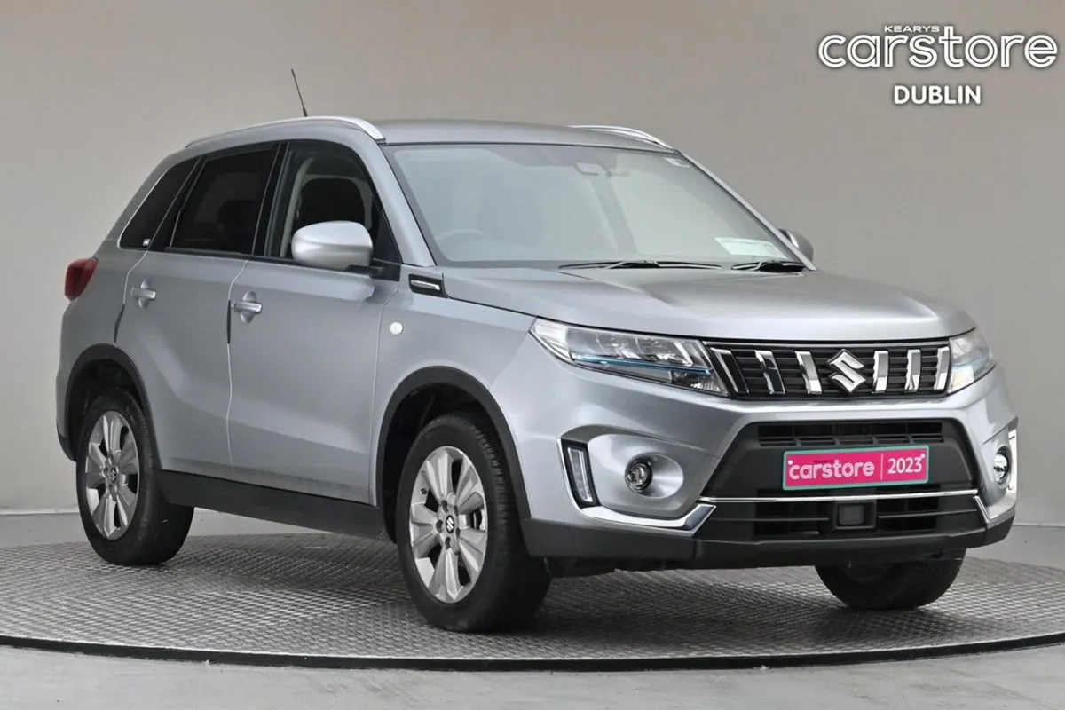 Suzuki Vitara 1.5 Full Hybrid Auto  sat Nav rever - Image 1