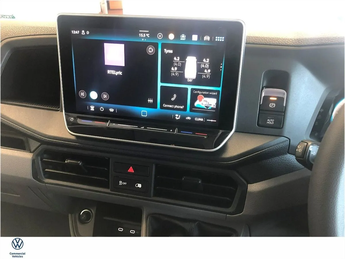 Volkswagen Crafter Cr35 MWB 177HP Auto Highline HR - Image 2
