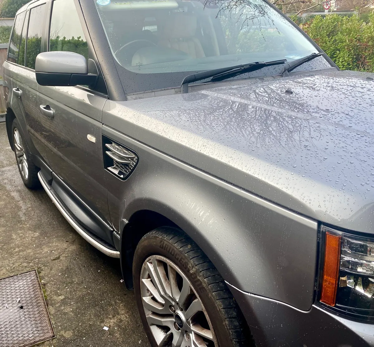 2013 Range Rover Sport HSE (Camera, DVD, Fridge) - Image 2