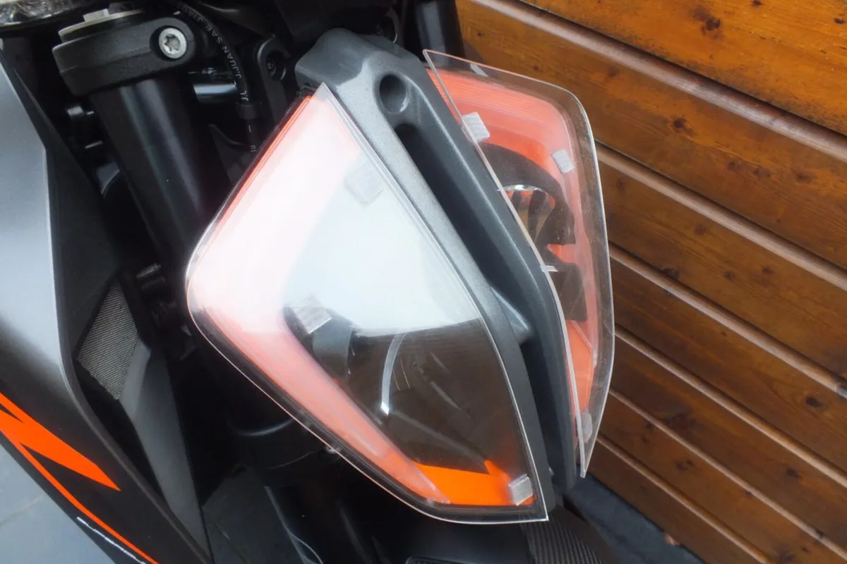 2018 KTM SuperDuke 1290 R (Low Miles & Mint) - Image 3