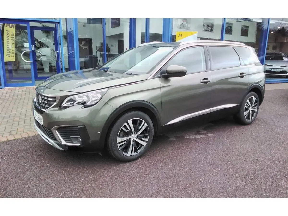 Peugeot 5008 Allure 1.2 130 6.2 4DR - Image 3