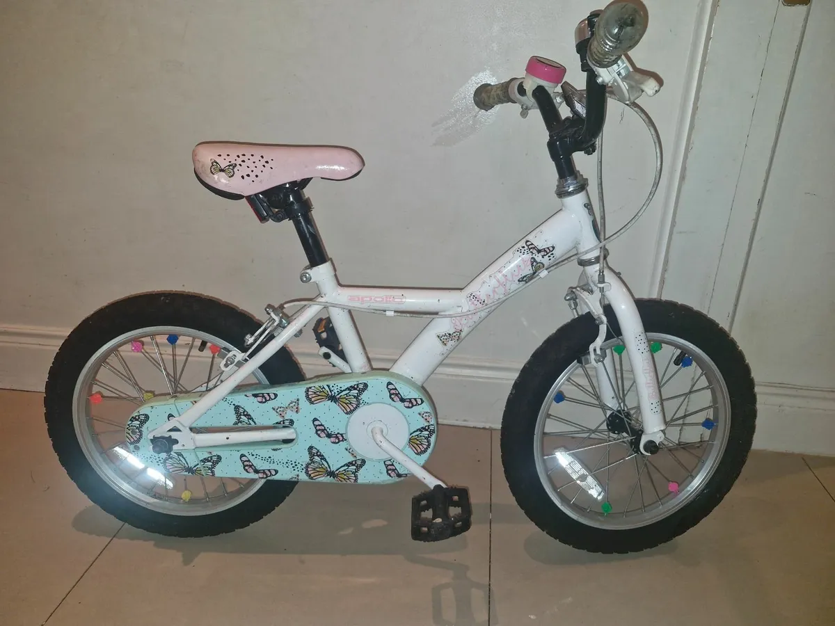 Kids 16inch Apollo Butterflies Bike - Image 1