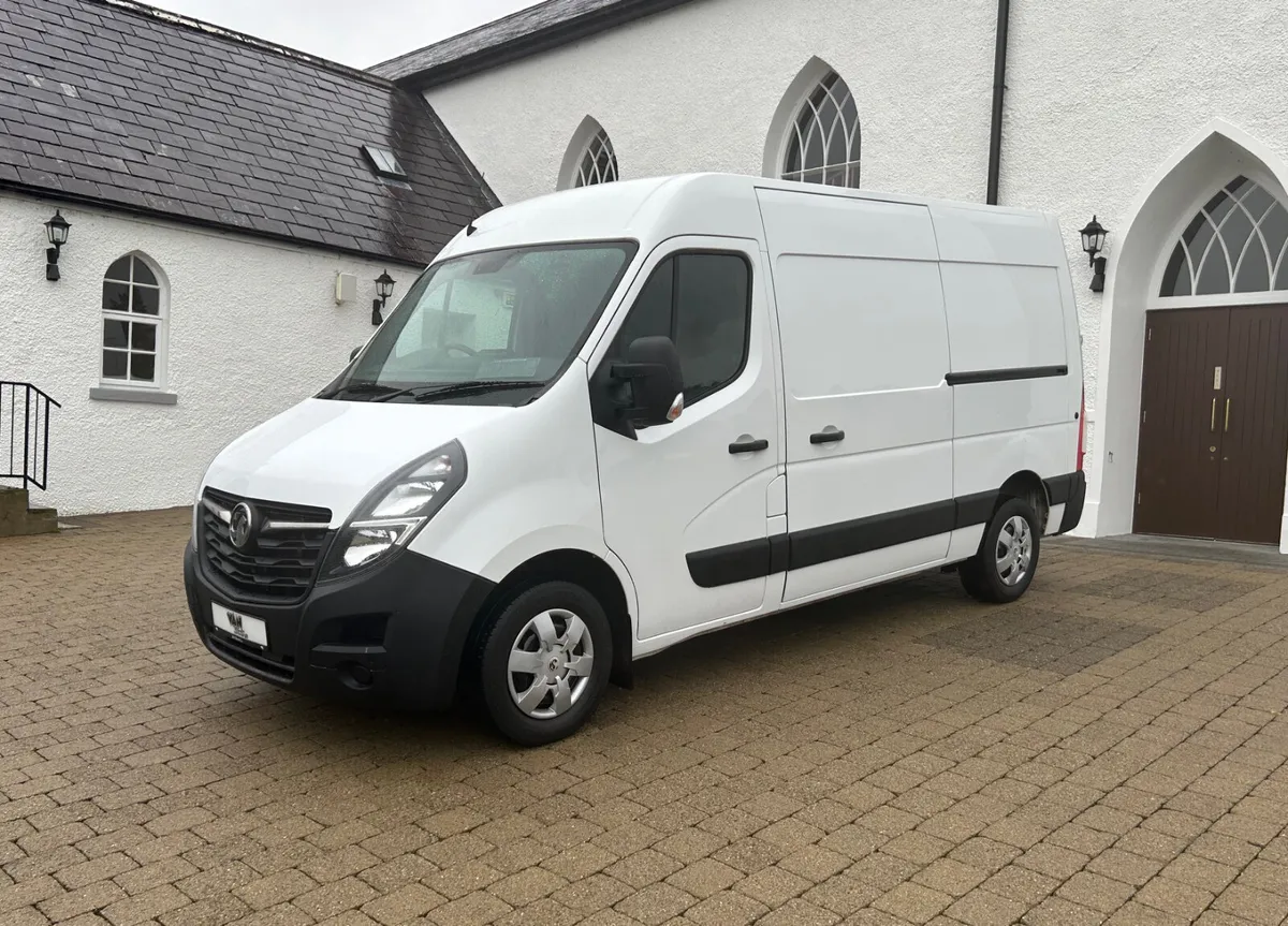 2020 Vauxhall Movano L2H2 MWB Business+ 135bhp - Image 3