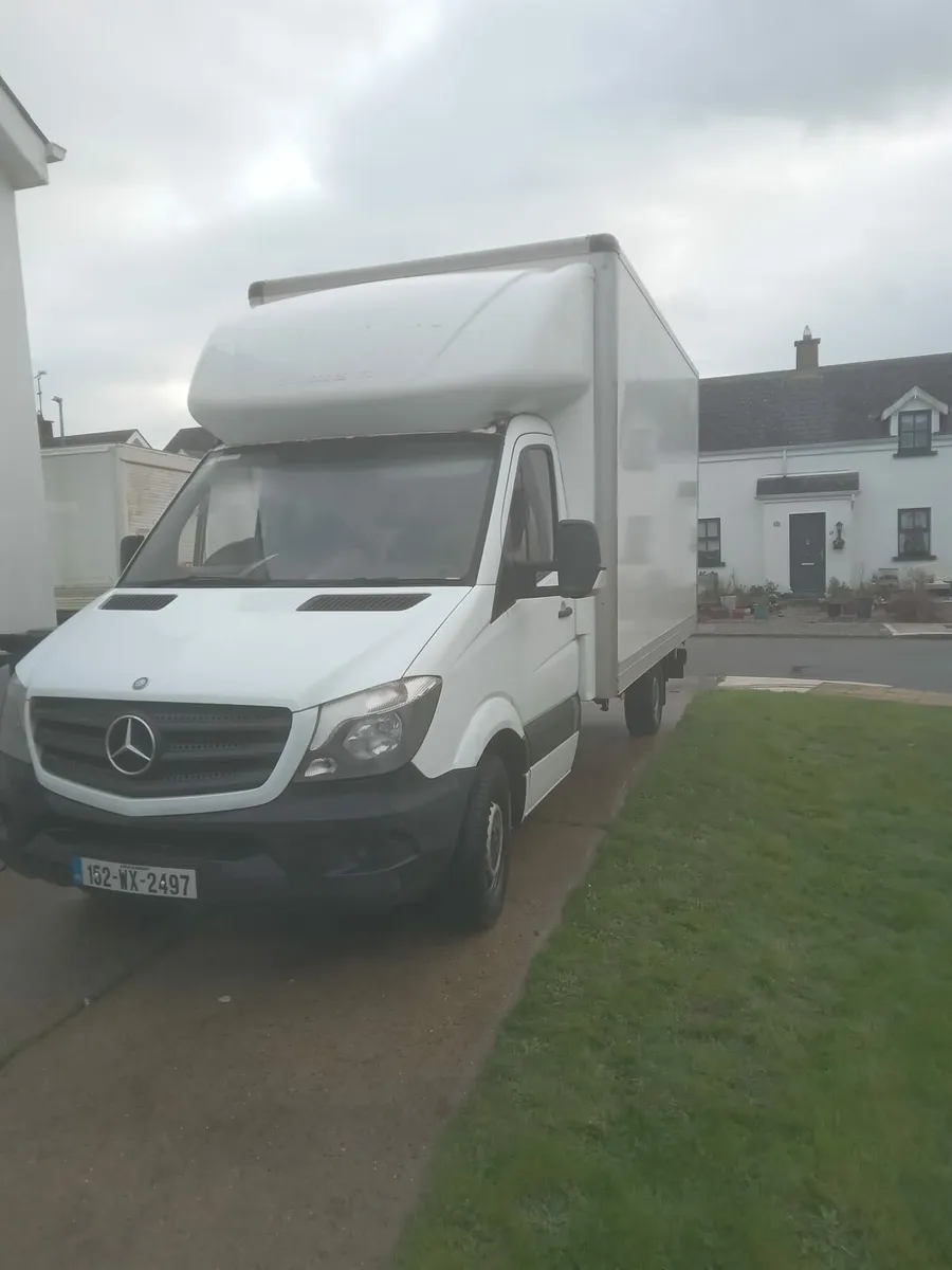 Mercedes Benz Sprinter Box Van - Image 2