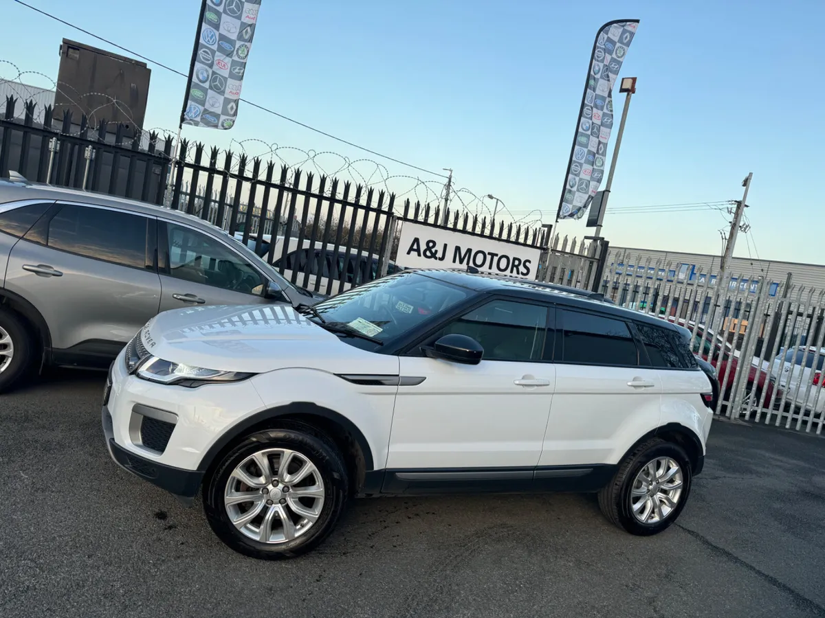 18  Range Rover Evoque Automatic - Image 2