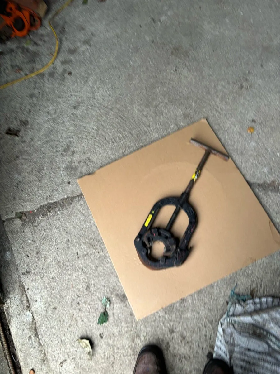 RIDGID HINGED PIPE CUTTER - Image 4