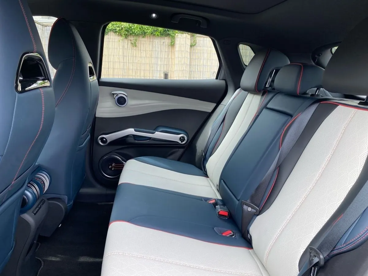 BYD ATTO 3 Deposit Taken  comfort (60kwh) Adaptiv - Image 2