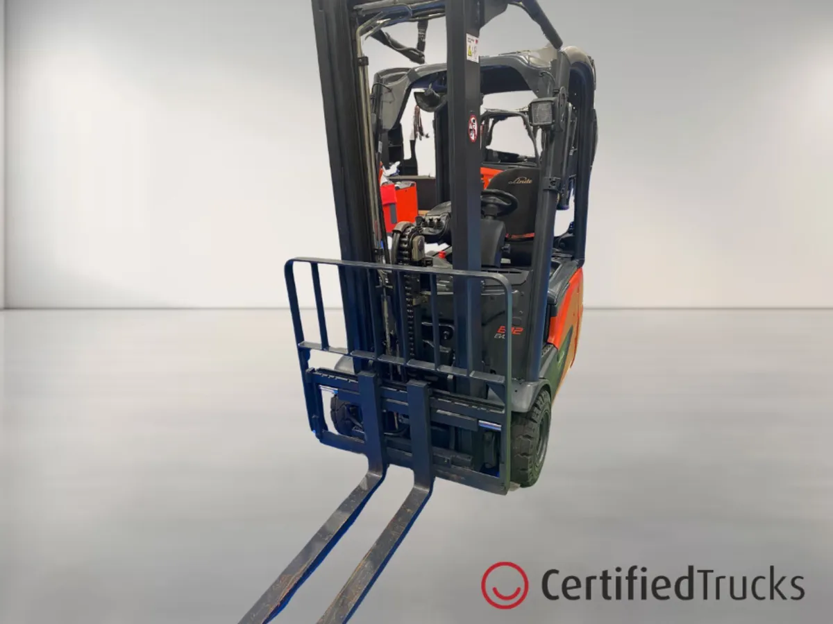 Linde E12 Forklift_2015 (1900hrs) - Image 3