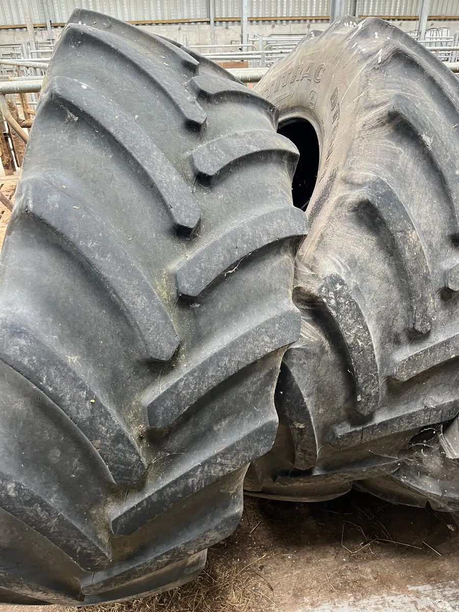Tractor tyres - Image 2