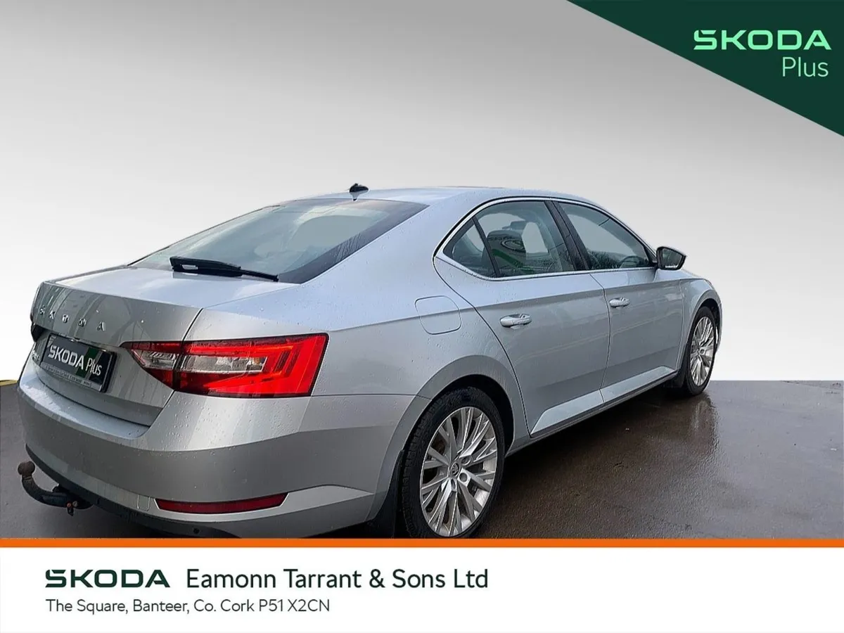 Skoda Superb Superb STY 2.0tdi 122HP DSG - Image 3