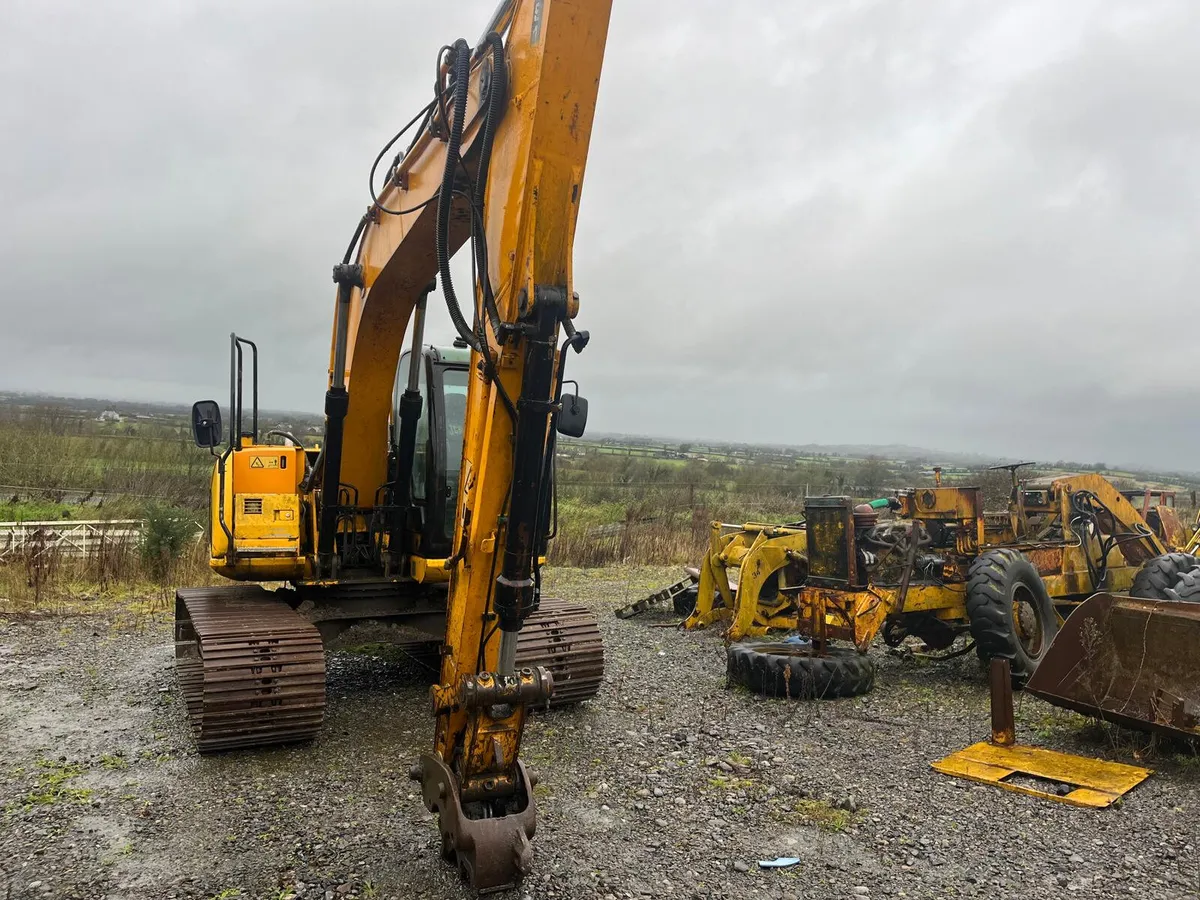 JCB JS130 Excavator - Image 4