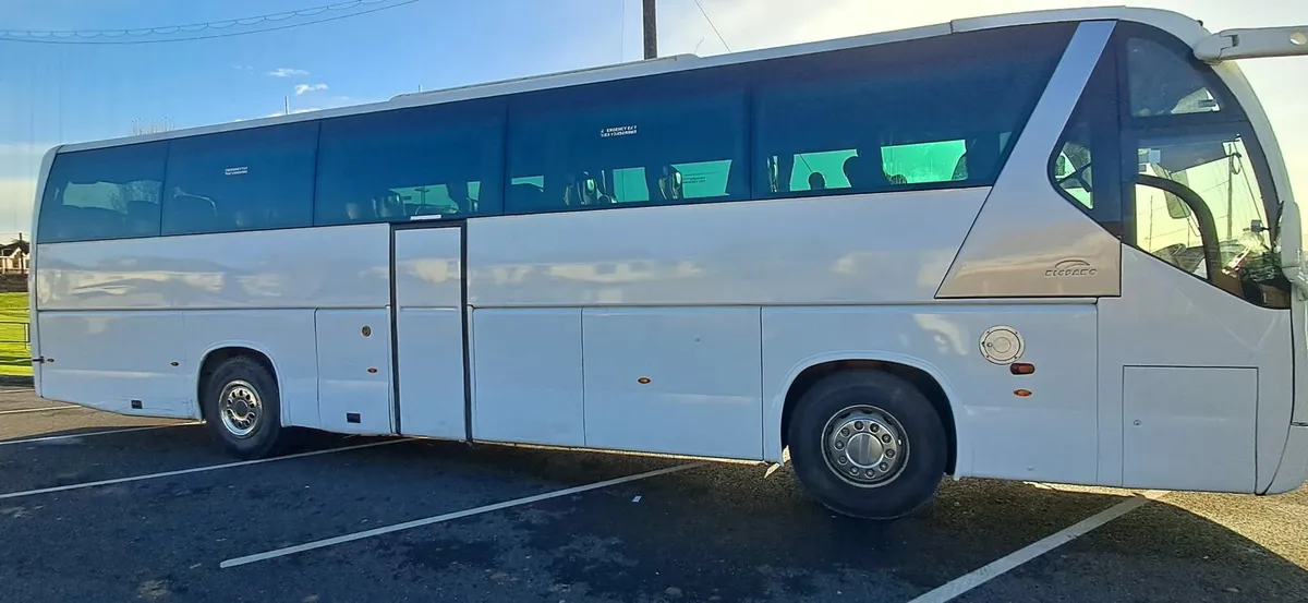 Coach for sale - Image 1